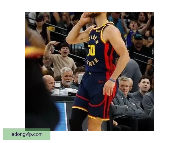 克莱四分钟狂砍十四分直言马刺替补别紧张我们在摆烂